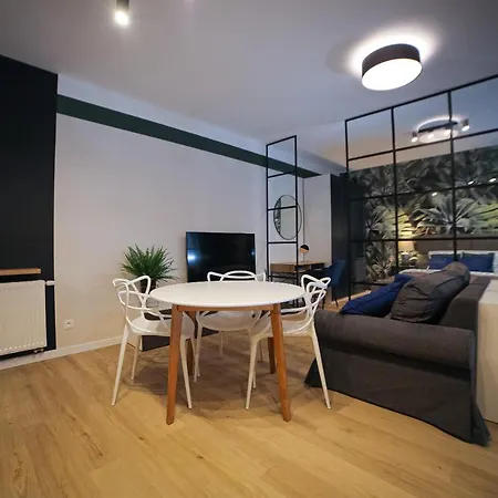 Apartament Studio La Palma Garbary 32 *